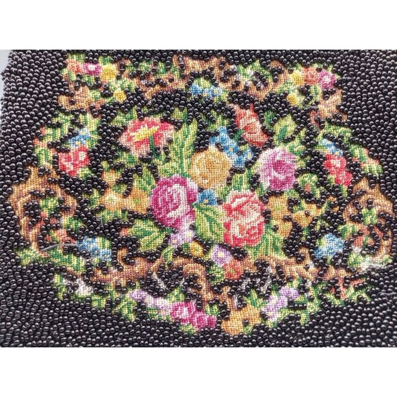 Vtg Early 1900's Style FLORAL Petit Point Needlepoint Embroidered Beaded Purse - Picture 5 of 11